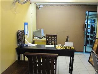 Kalare Night Bazaar Guesthouse Chiang Mai Exterior foto